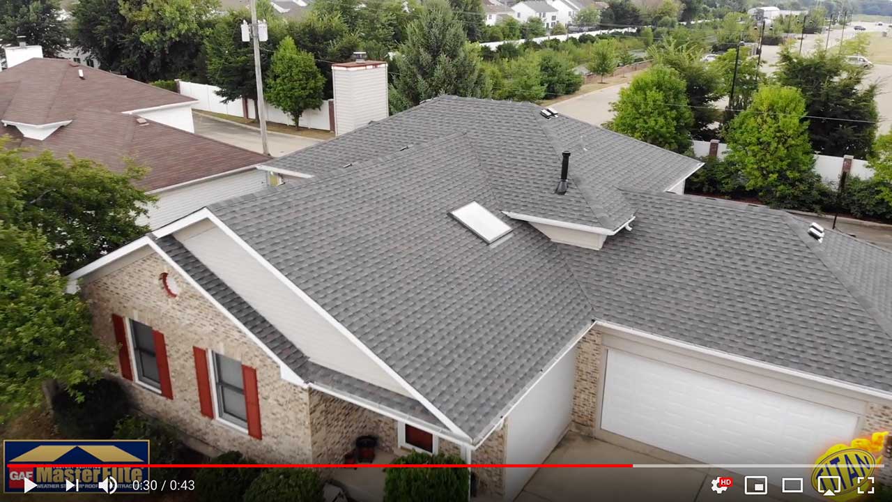 Крыша покрытая битумной черепицей GAF Timberline® HD™ в цвете Wiliamsburg Slate