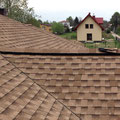 Коньковая черепица GAF® Seal-A-Ridge® на крыше + Коньковая вентиляция Cobra SnowCountry®